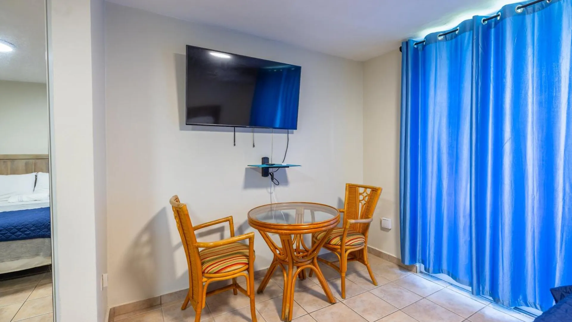 Golden Villas 306 Studio Isabela